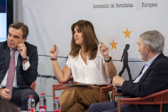 schinas-susana-baron