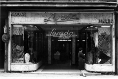 ABASTECIMIENTOS - TIENDAS DE ZAPATOS Y ROPA